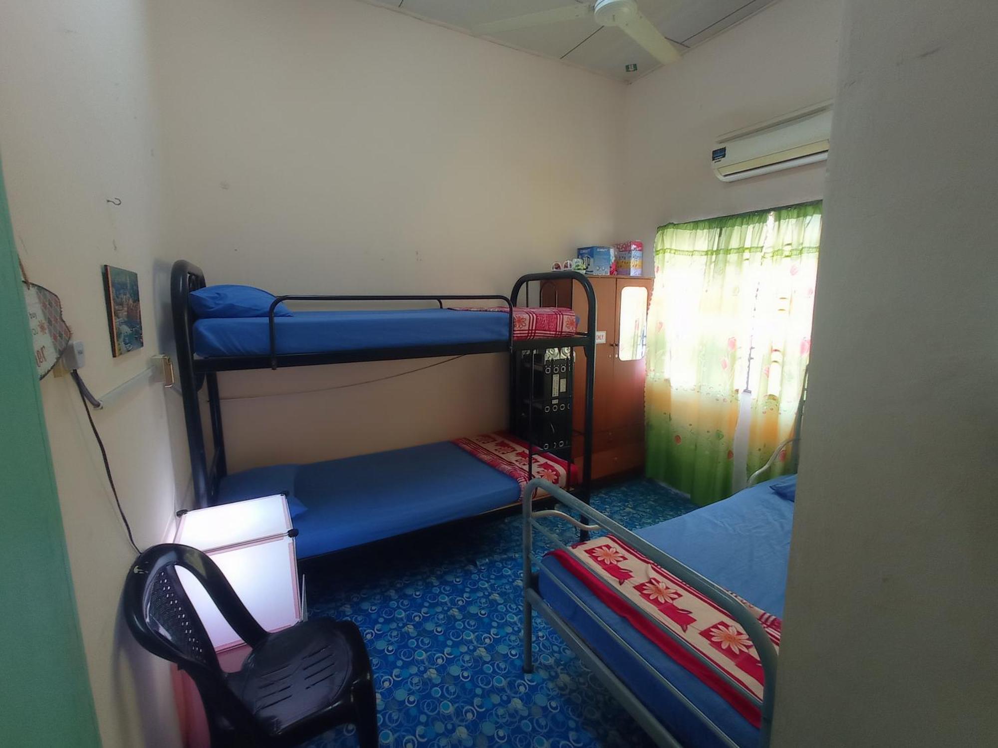 Homestay Melewar 巴力拉惹 外观 照片
