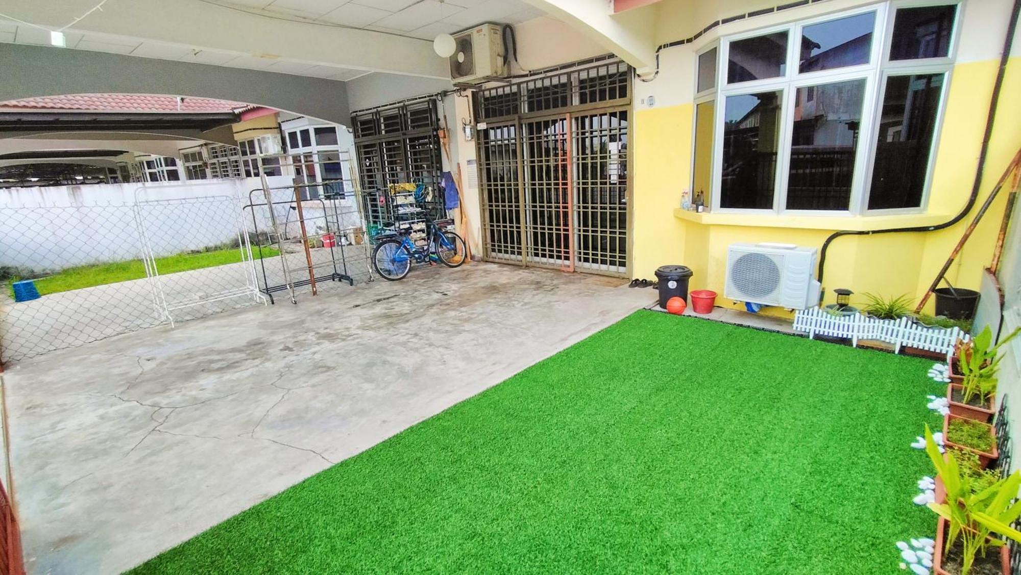 Homestay Melewar 巴力拉惹 外观 照片